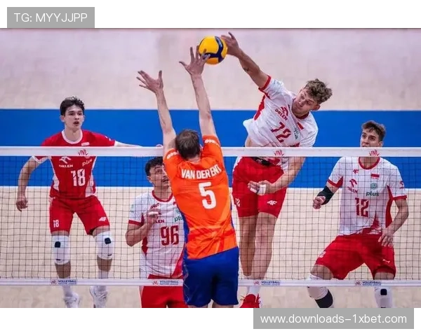 波兰超级杯决赛局末关键分：萨萨克强攻得手，卢布林锁定胜局